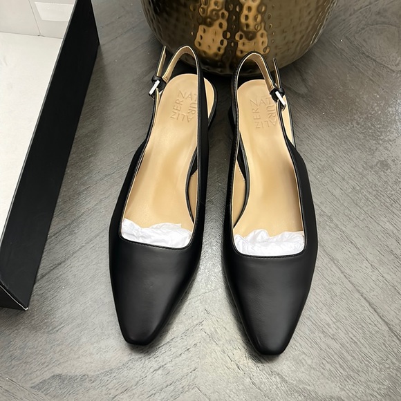 Naturalizer Lesley Slingback Pump (WIDE) - Picture 5 of 13